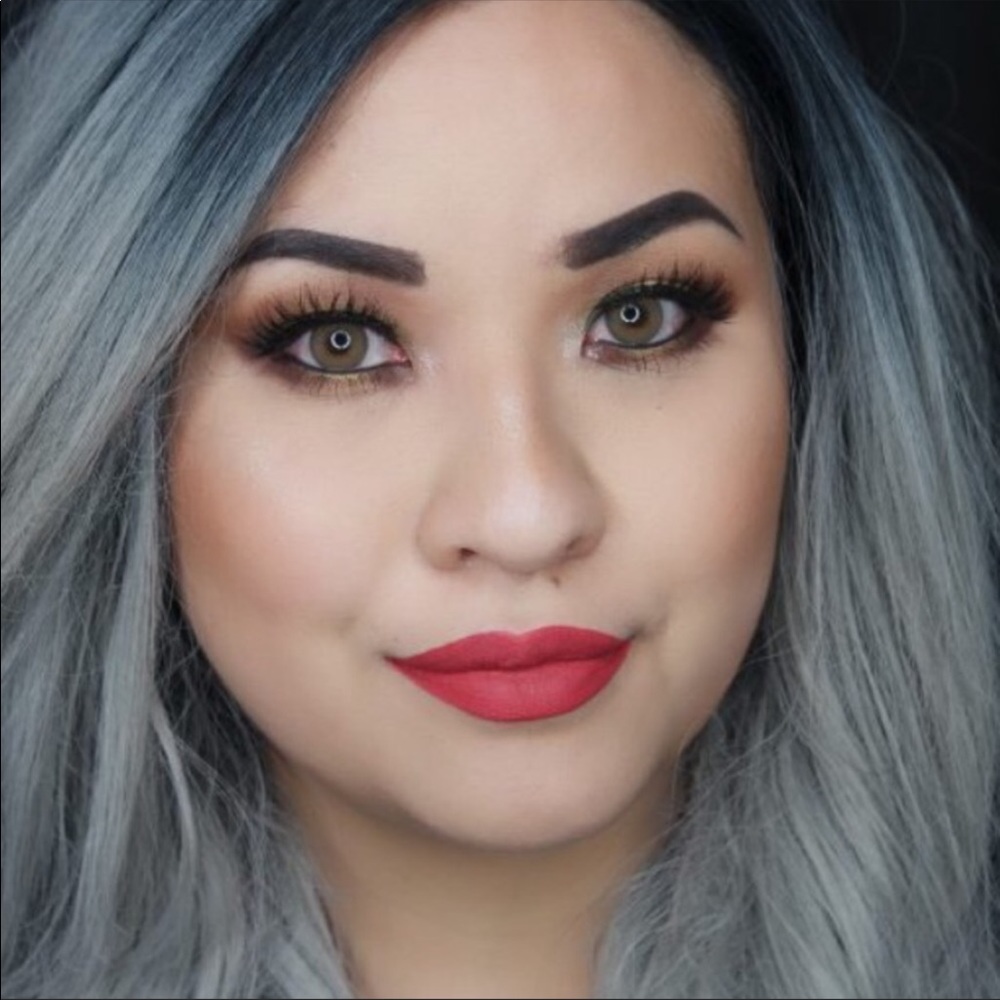 “IM SHOOK” JEFFREE STAR VELOUR LIQUID LIPSTICK!! - Picture 2 of 8